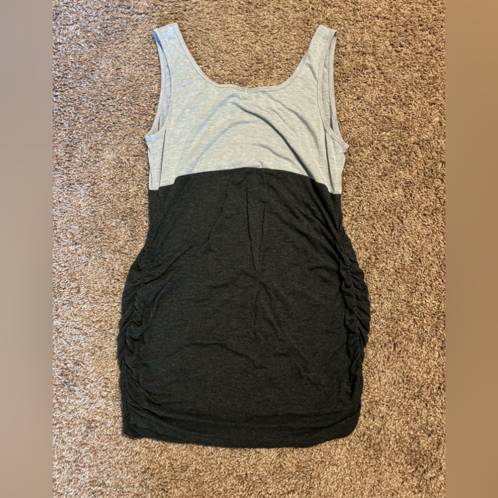 Women’s A Pea in the Pod Maternity Tank Size L